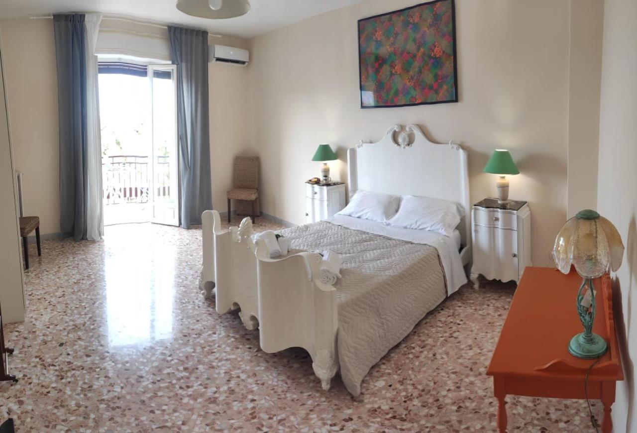 Blu House Apartment Монополи Екстериор снимка